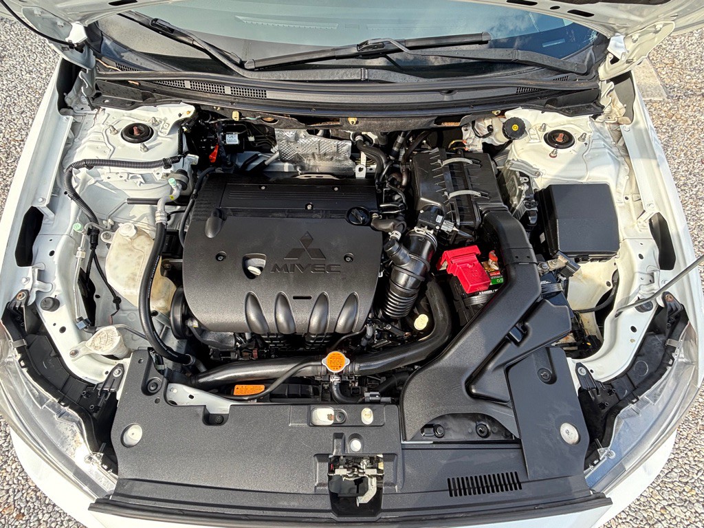 2011 Mitsubishi Lancer Image 27