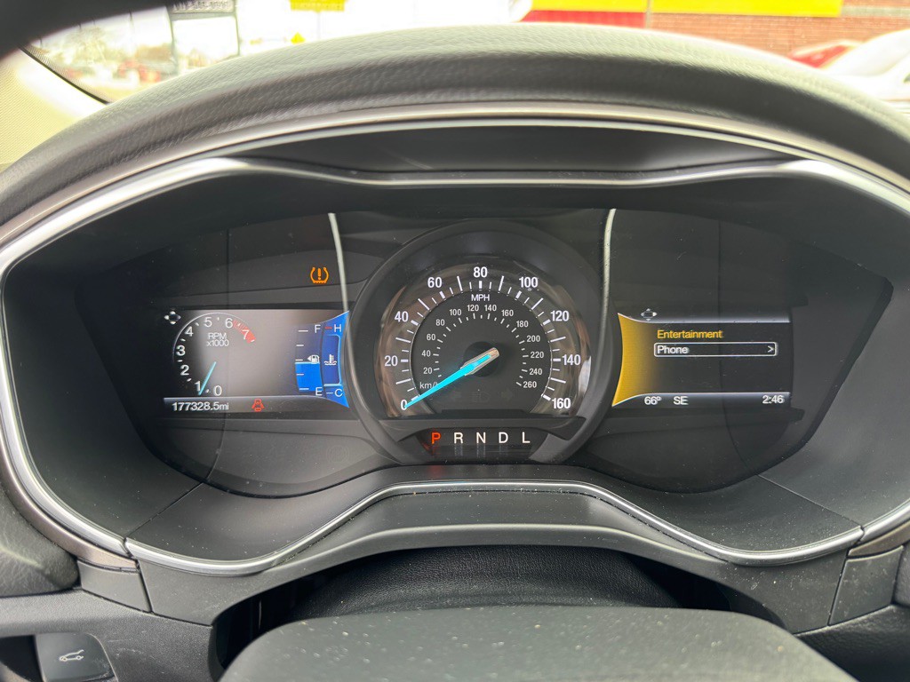 2017 Ford Fusion Image 22