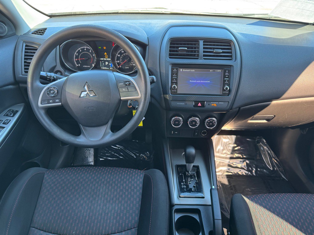 2019 Mitsubishi Outlander Image 9