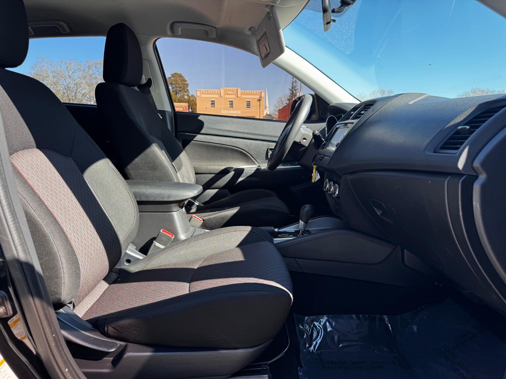 2019 Mitsubishi Outlander Image 20