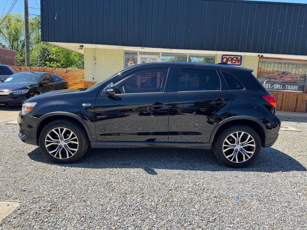 2019 Mitsubishi Outlander Image 8