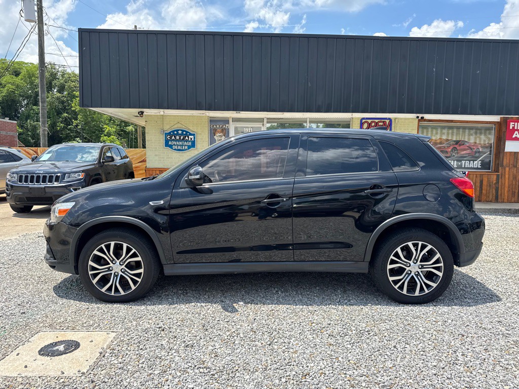 2019 Mitsubishi Outlander Image 8