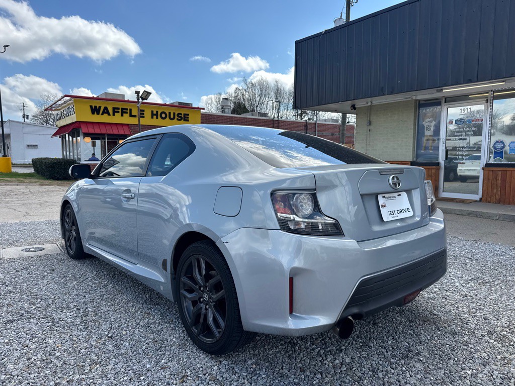 2014 Scion tC Image 7