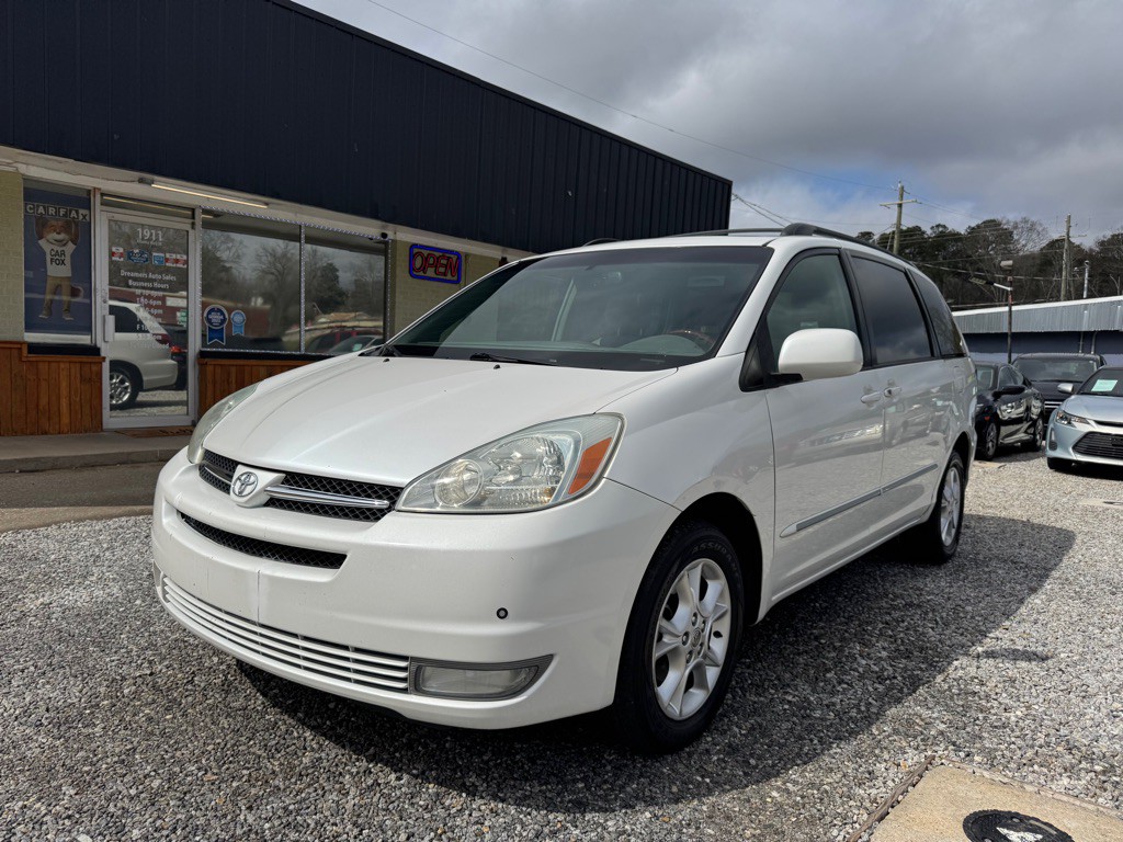 2005 Toyota Sienna Image 1
