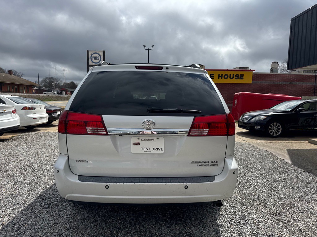 2005 Toyota Sienna Image 6