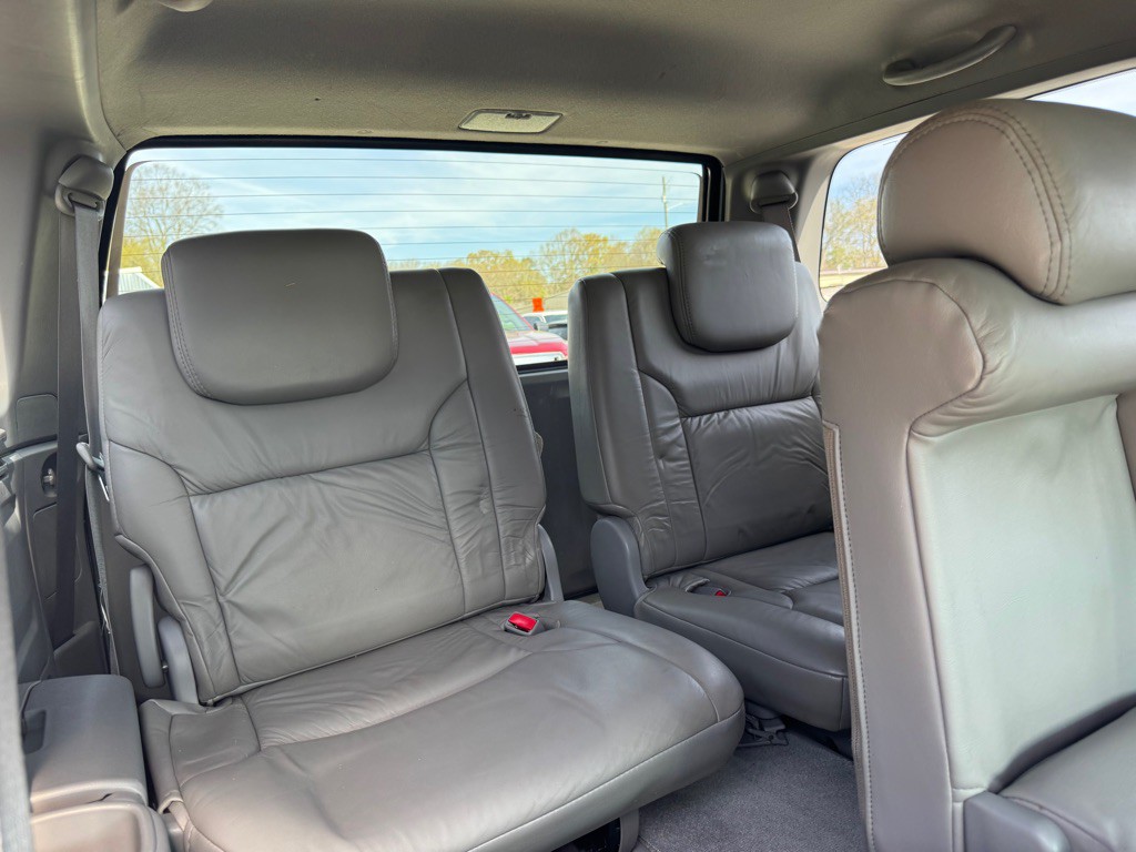 2004 Toyota 4Runner Image 16