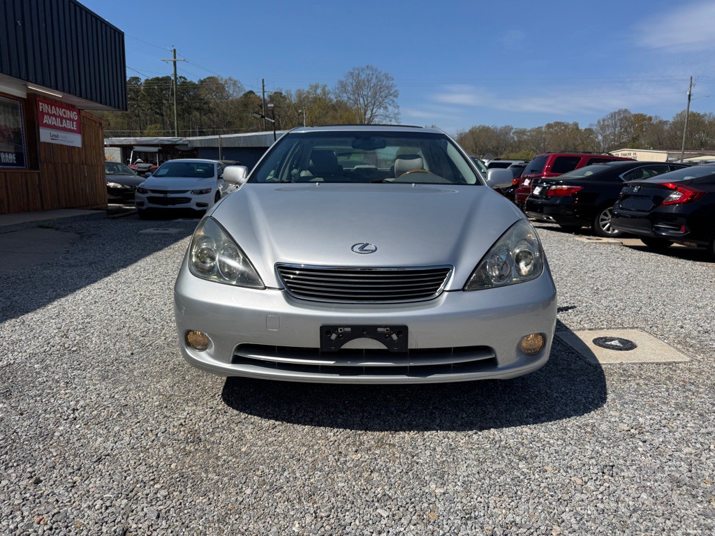 2005 Lexus ES Image 2
