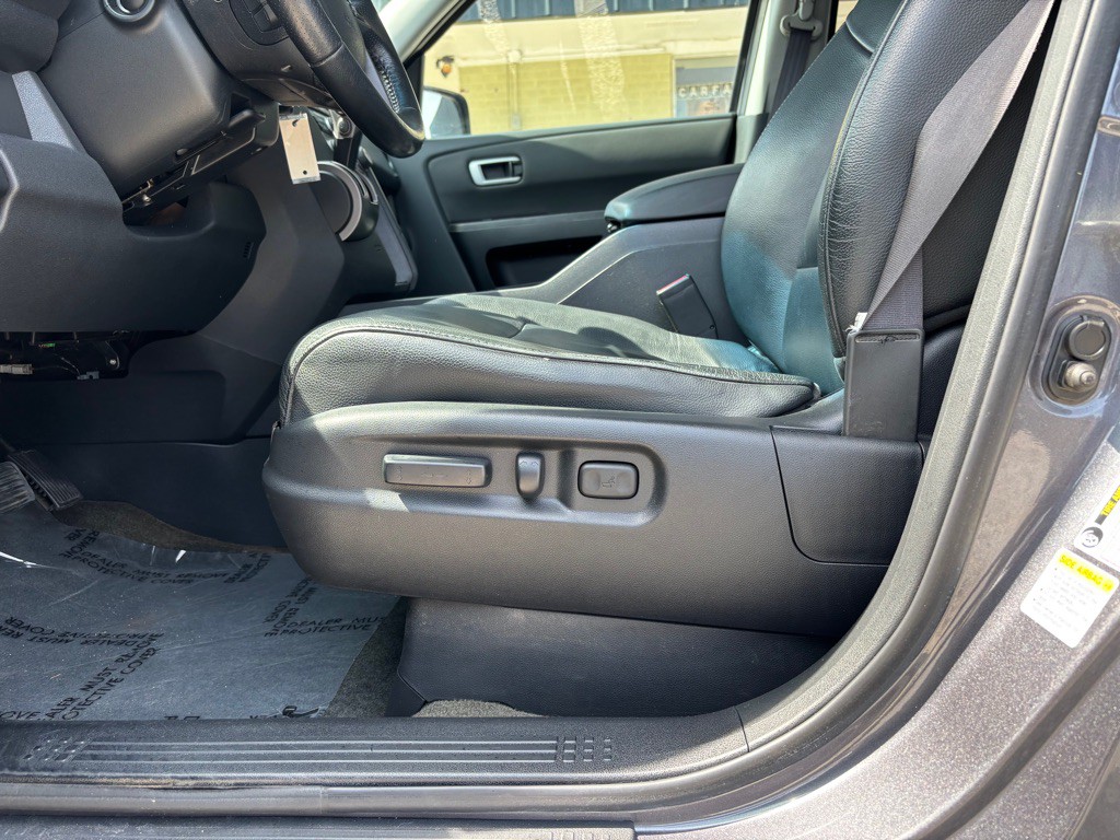 2015 Honda Pilot Image 12