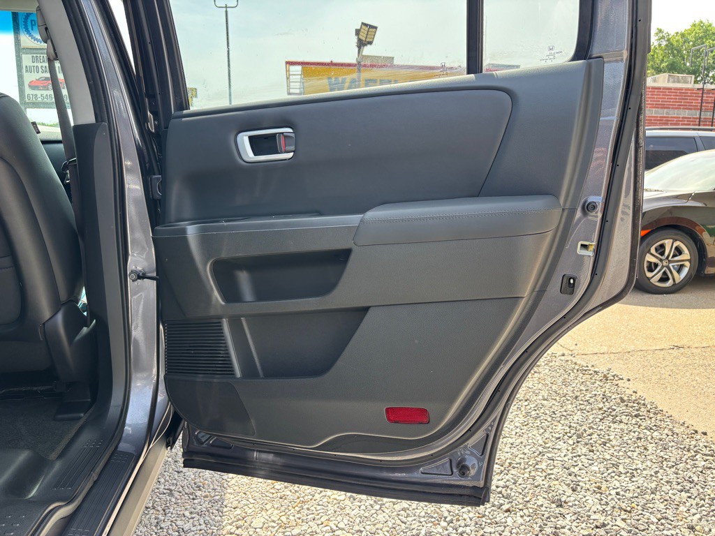 2015 Honda Pilot Image 26