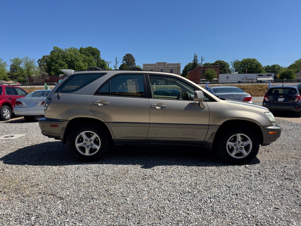 2003 Lexus RX Image 4