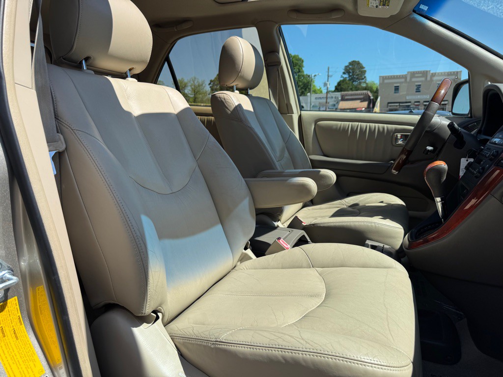 2003 Lexus RX Image 20