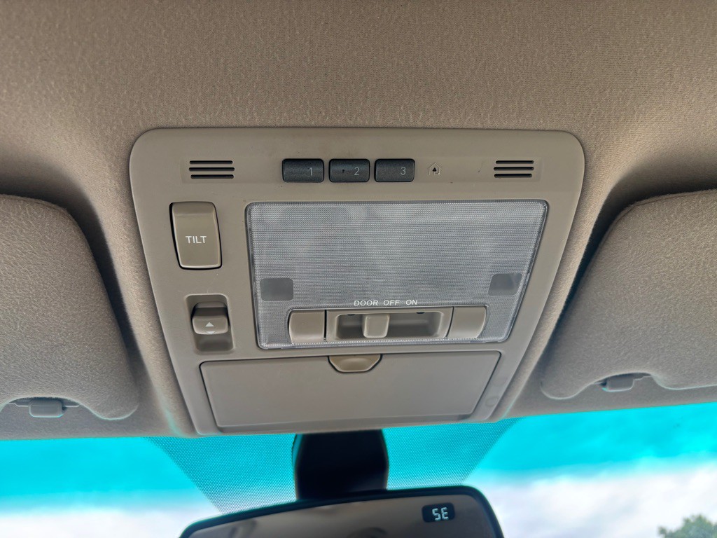 2008 Lexus RX Image 17