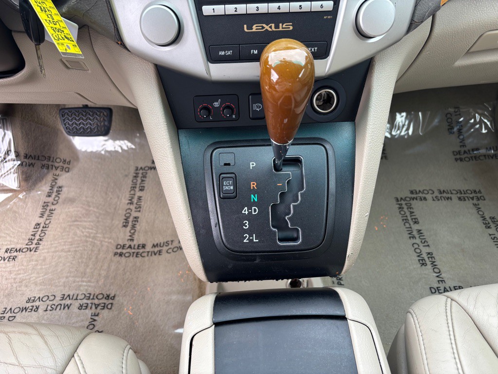 2008 Lexus RX Image 18