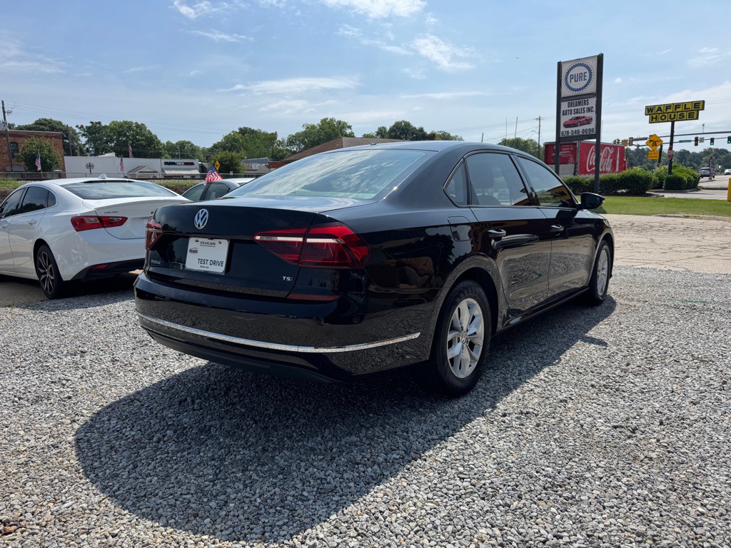 2018 Volkswagen Passat Image 5