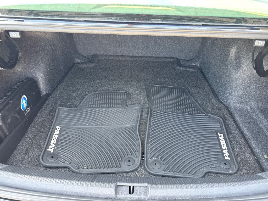 2018 Volkswagen Passat Image 15