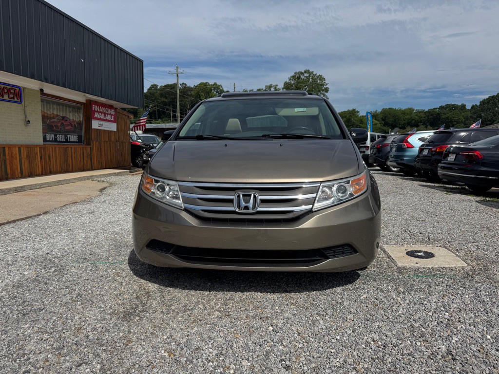 2013 Honda Odyssey Image 2