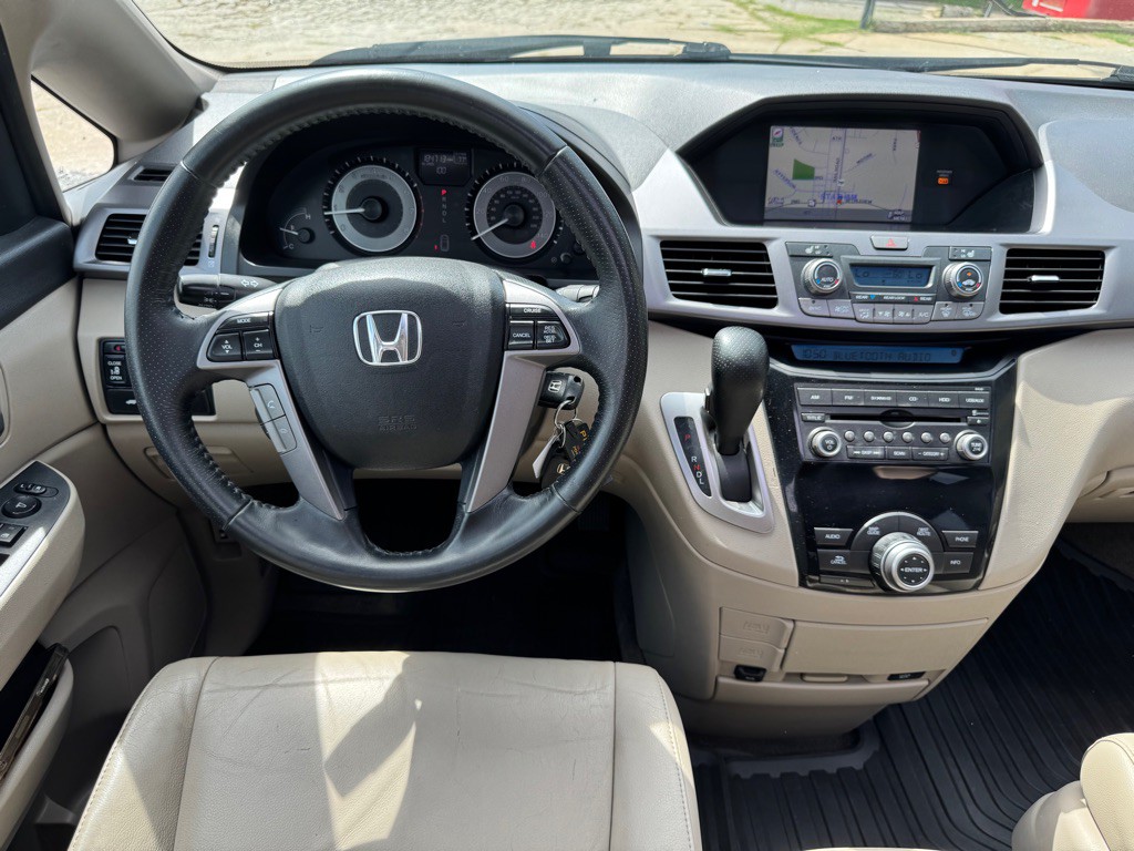 2013 Honda Odyssey Image 9