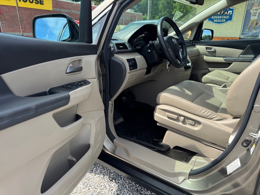 2013 Honda Odyssey Image 10