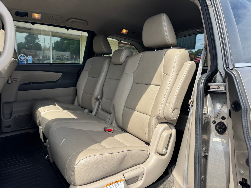 2013 Honda Odyssey Image 14