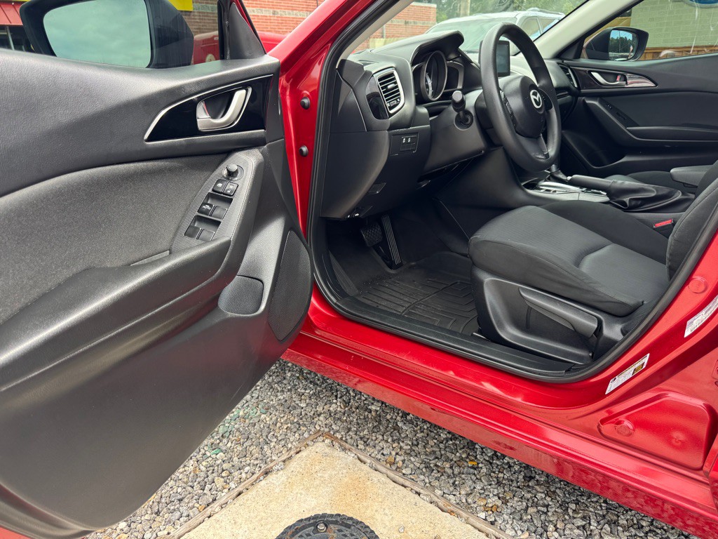 2015 Mazda Mazda3 Image 10