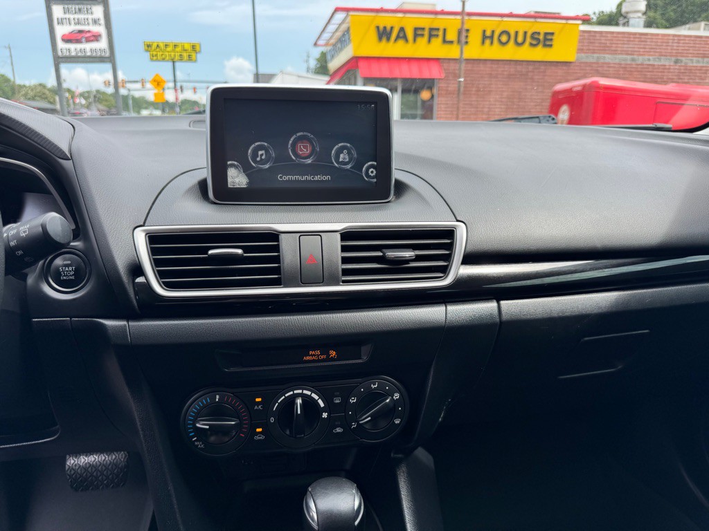 2015 Mazda Mazda3 Image 22