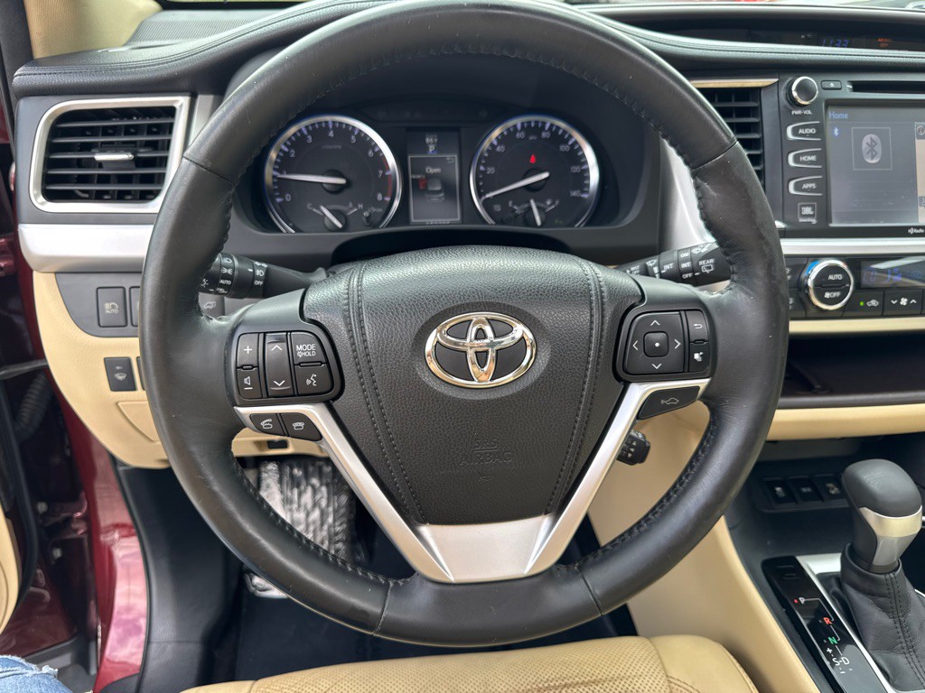 2014 Toyota Highlander Image 25