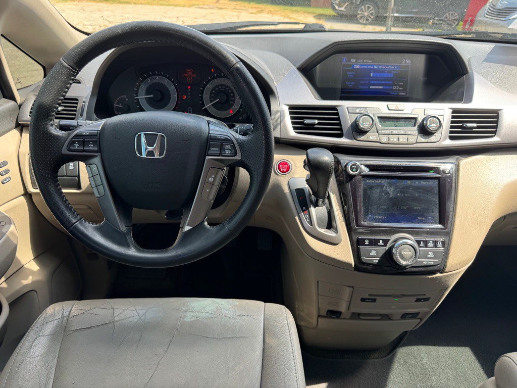 2014 Honda Odyssey Image 8