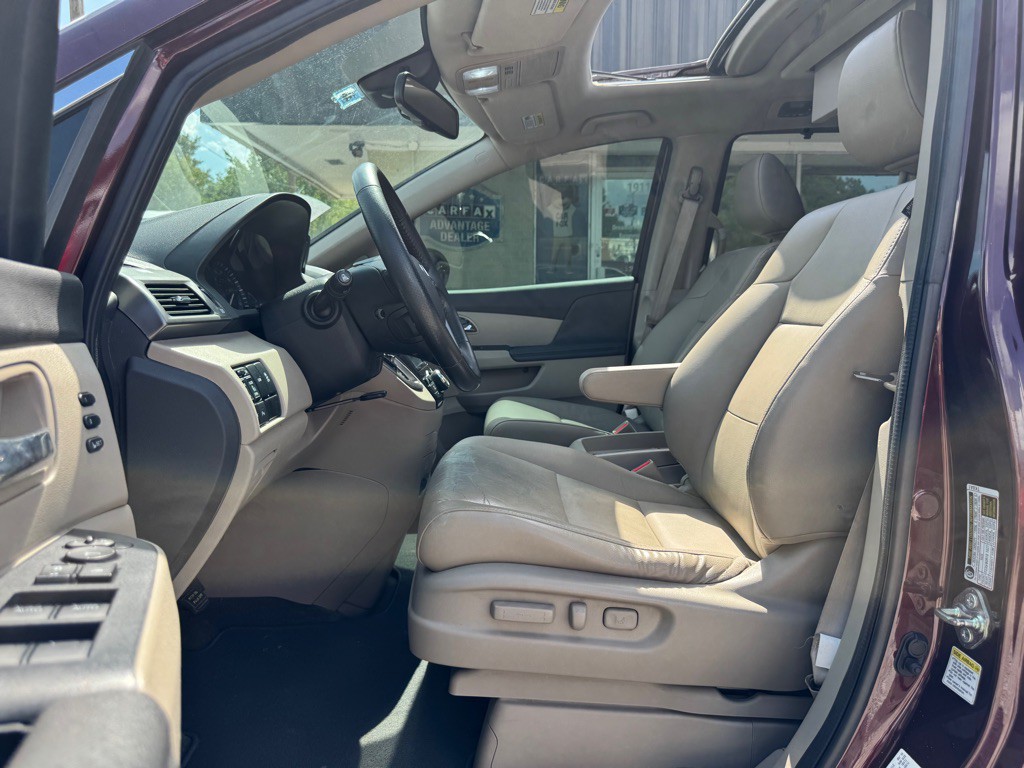 2014 Honda Odyssey Image 10