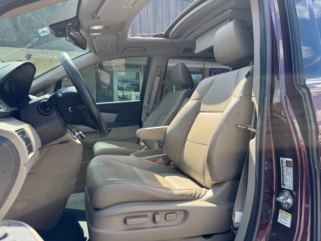 2014 Honda Odyssey Image 11