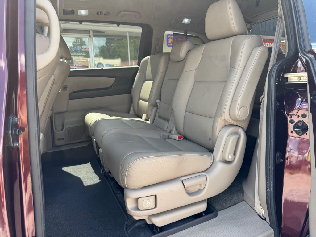 2014 Honda Odyssey Image 13