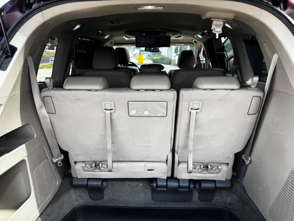 2014 Honda Odyssey Image 15