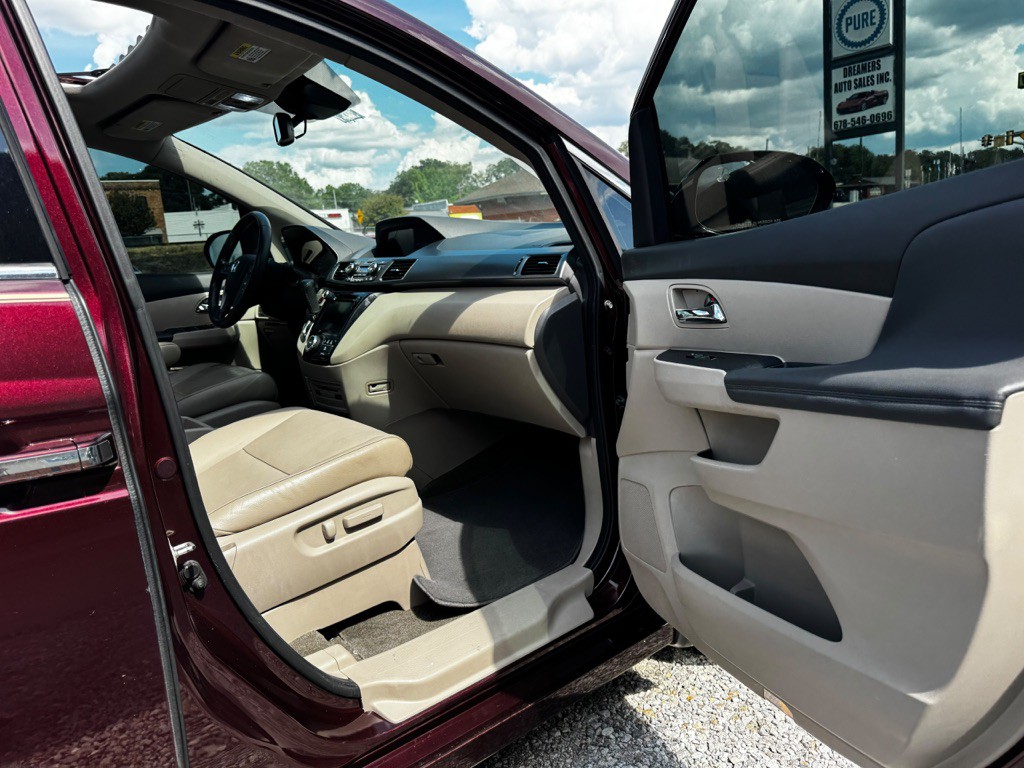 2014 Honda Odyssey Image 19