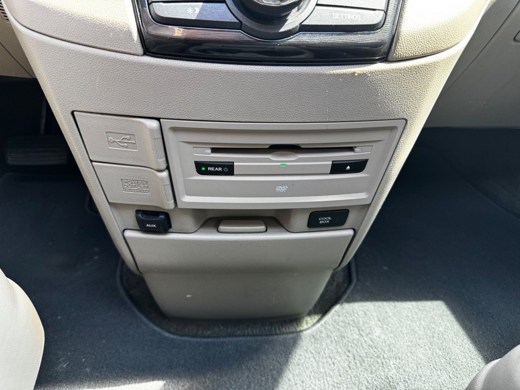 2014 Honda Odyssey Image 25