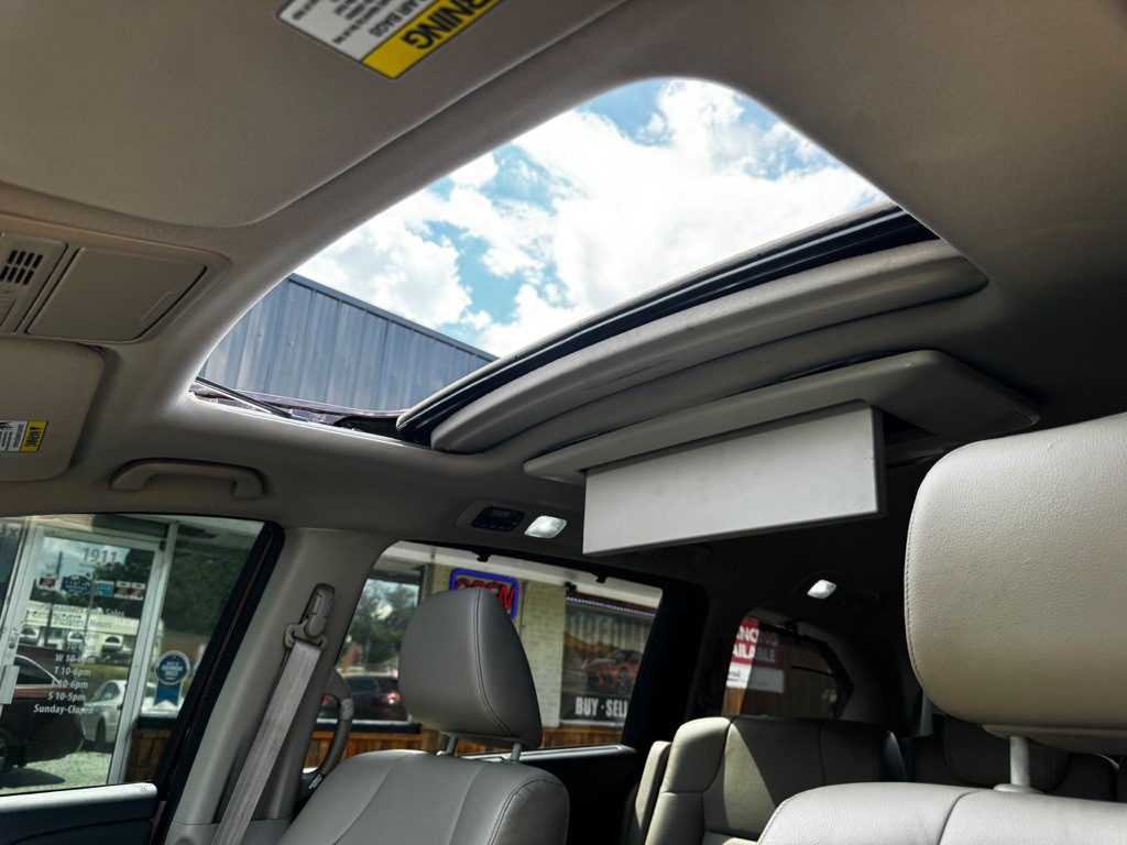 2014 Honda Odyssey Image 29