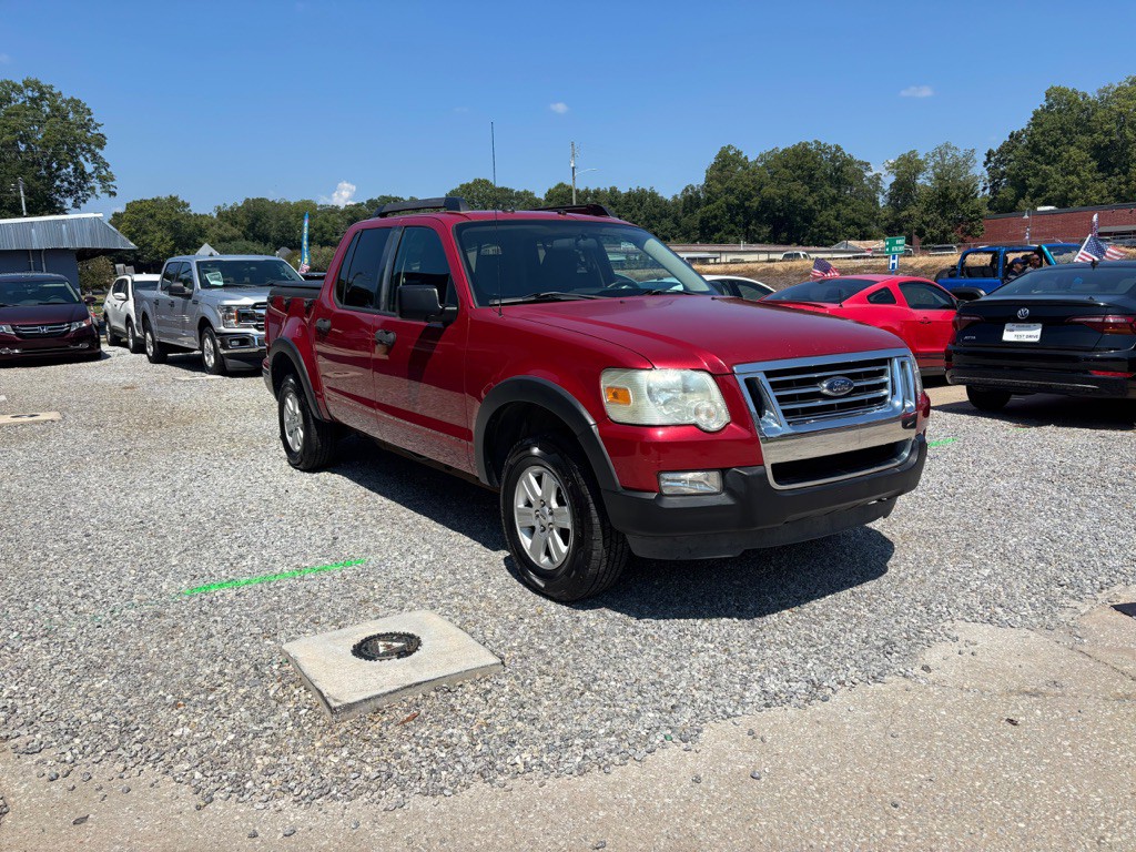 2010 Ford Explorer Image 2