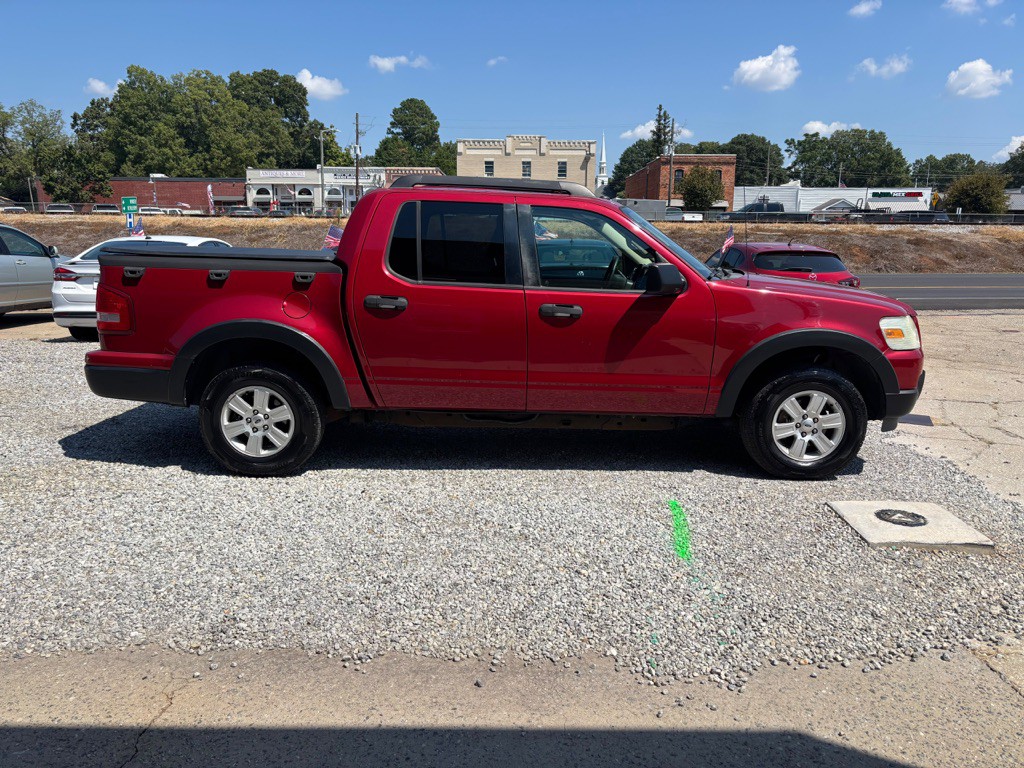 2010 Ford Explorer Image 4