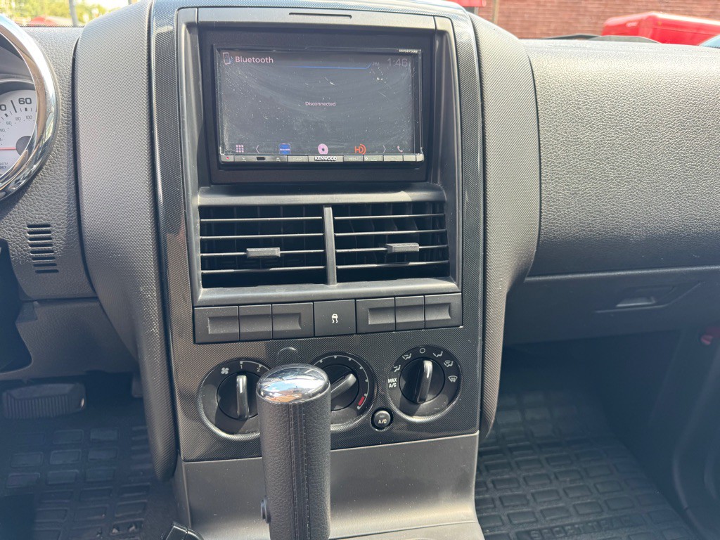 2010 Ford Explorer Image 20