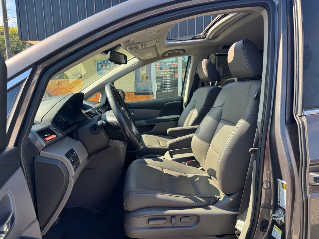 2016 Honda Odyssey Image 10