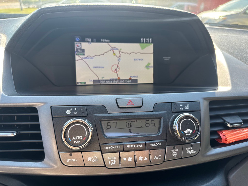 2016 Honda Odyssey Image 24