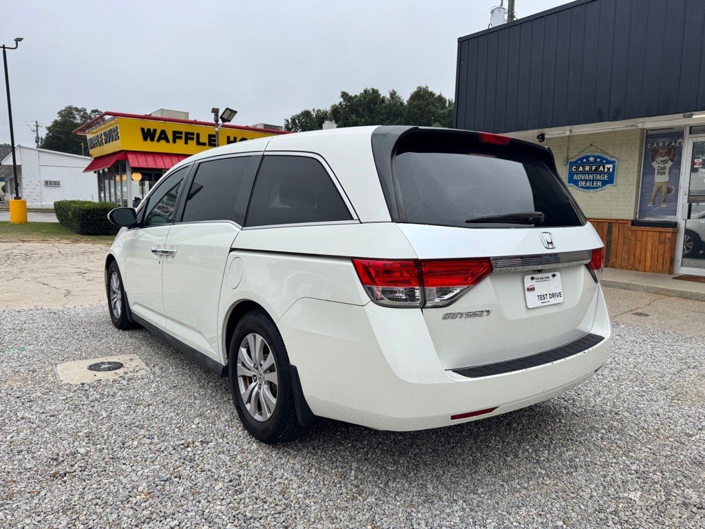 2015 Honda Odyssey Image 8