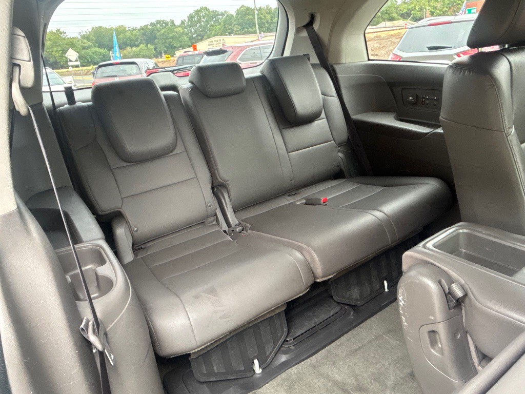 2015 Honda Odyssey Image 15