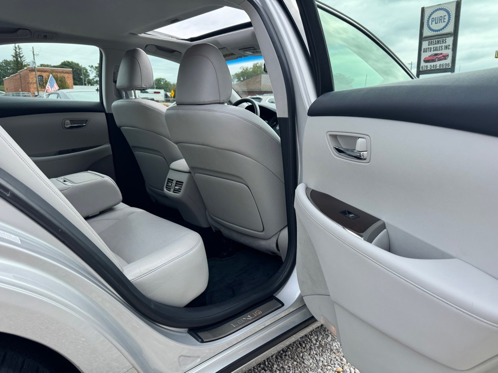 2010 Lexus ES Image 16