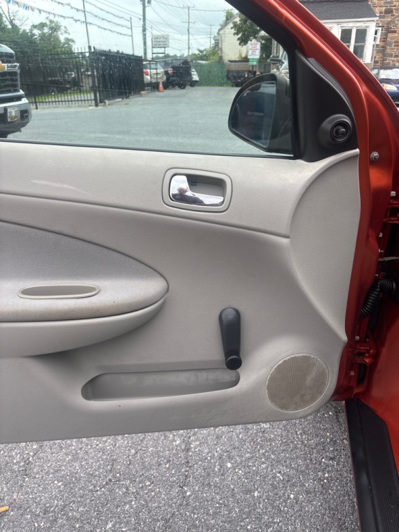 2005 Chevrolet Cobalt Image 7