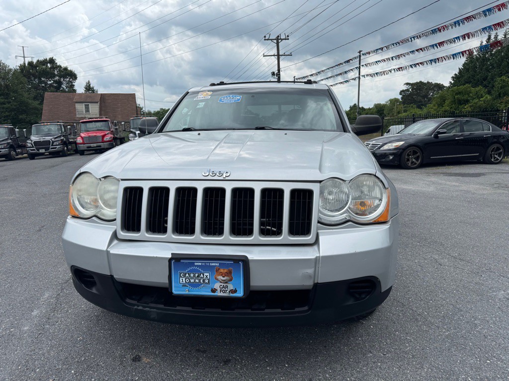 2010 Jeep Grand Cherokee Image 2