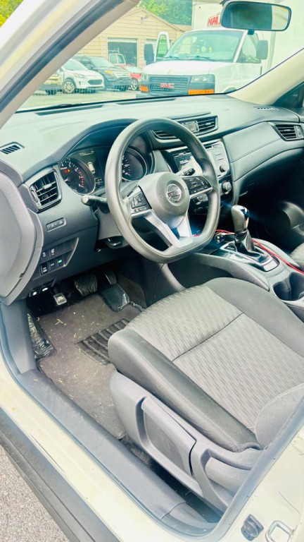 2017 Nissan Rogue Image 7