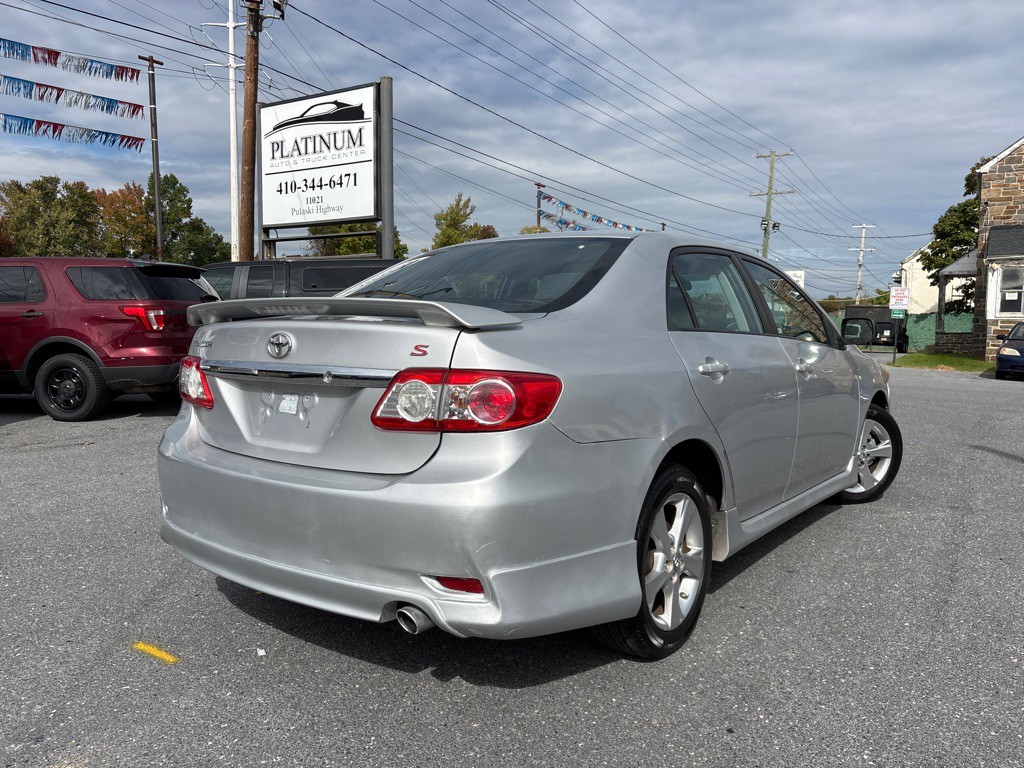 2011 Toyota Corolla Image 4
