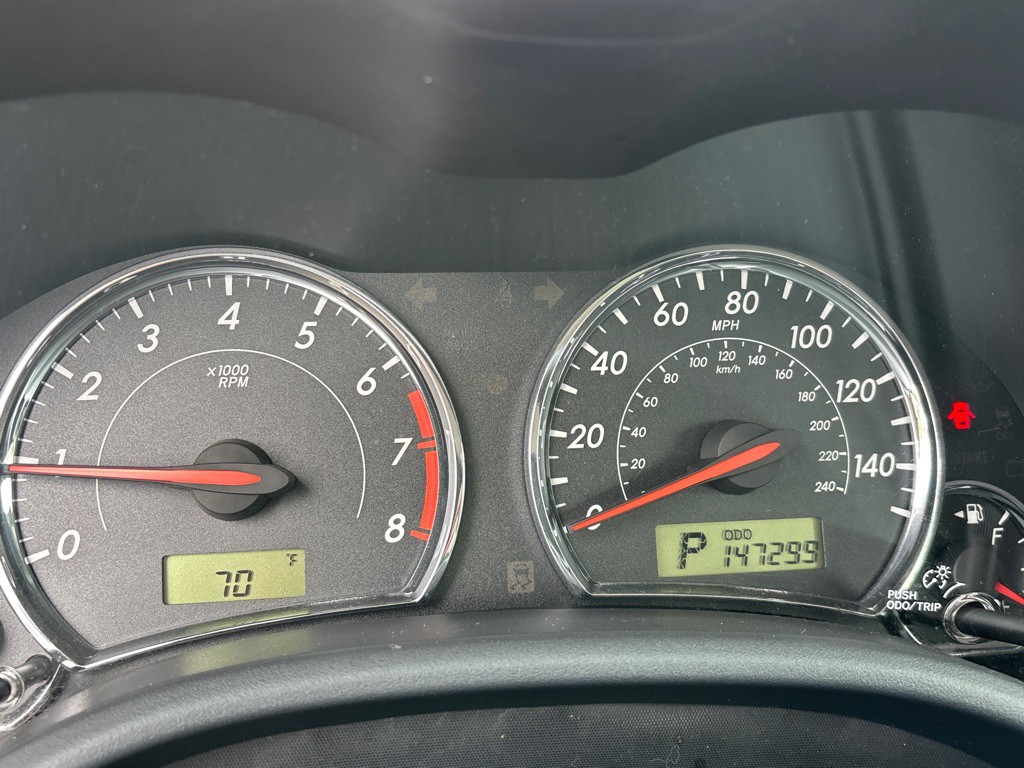 2011 Toyota Corolla Image 11