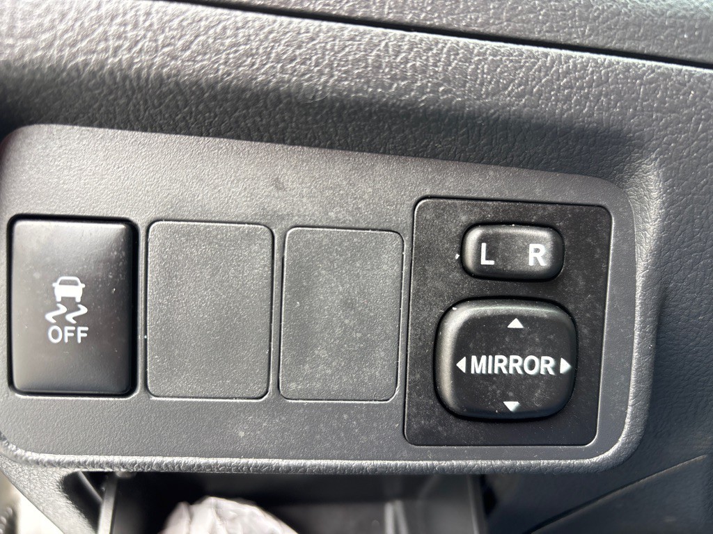 2011 Toyota Corolla Image 16