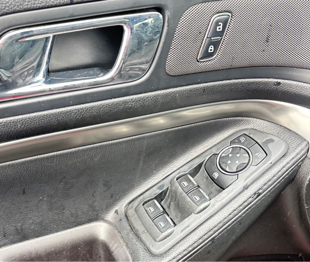 2017 Ford Explorer Image 10