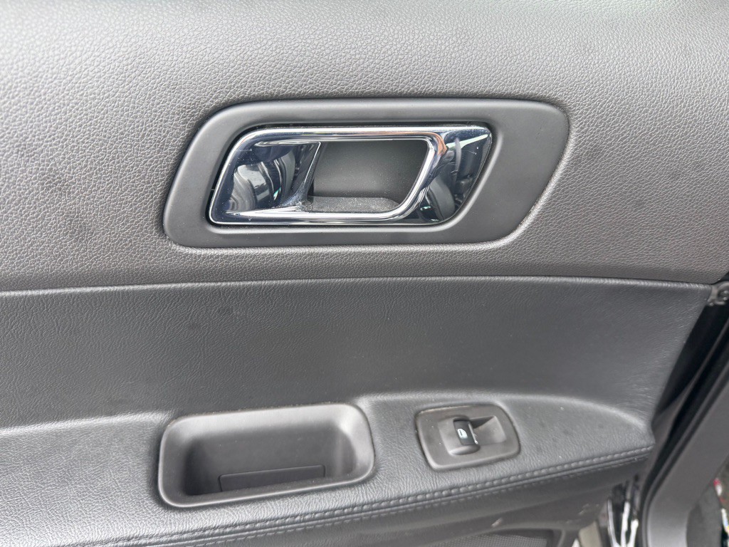 2013 Ford Explorer Image 12